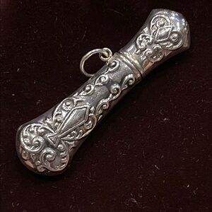 Sterling Silver Vintage NEEDLE Holder Pendant…Ornate